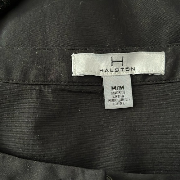 ROUND NECK BUTTON DOWN BY HALSTON - Picture 10 of 10